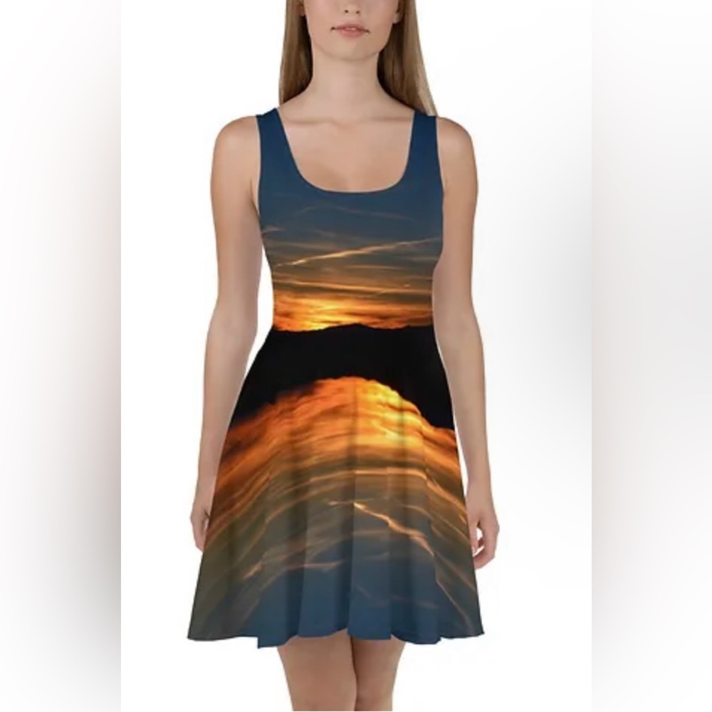 🔥SALE! Verde Sunset Skater Dress
